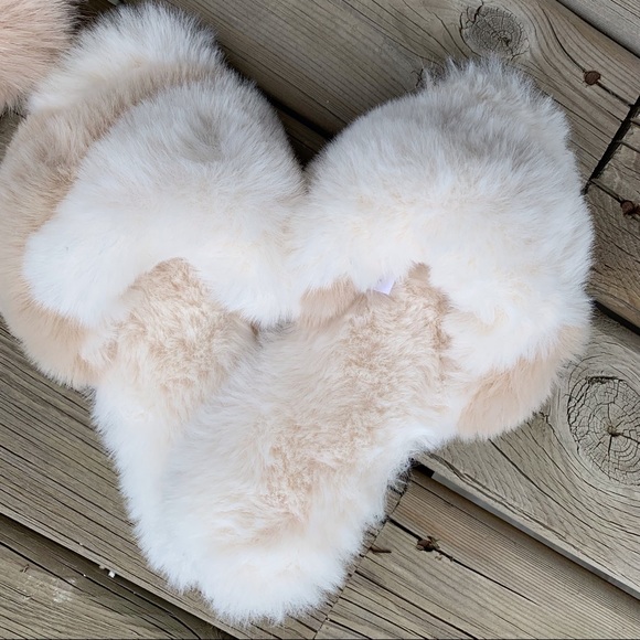 TOTES TOASTIES by Isotoner Open Toe Slippers - Picture 3 of 6